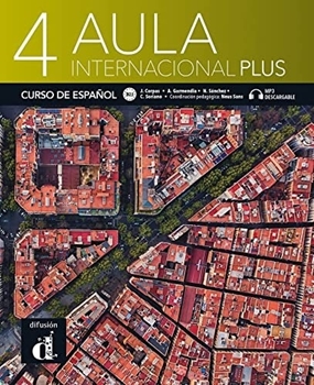 AULA INTERNACIONAL PLUS 4 LIBRO DEL ALUMNO resmi